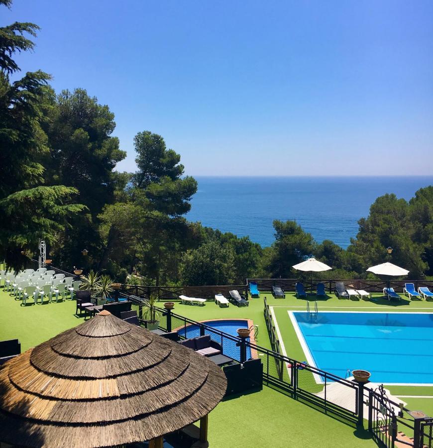 Kampaoh Tossa de Mar Hotel Bagian luar foto